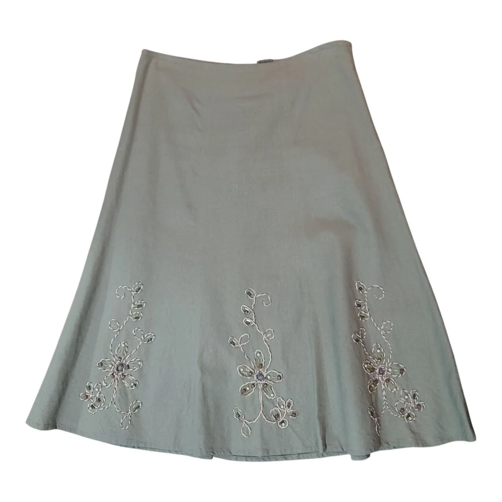 Tailor B. Moss Green A-Line Midi Skirt with Embellishments - Picture 2 of 6
